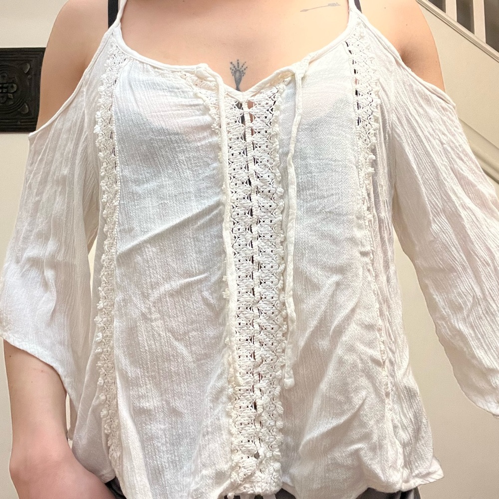 White flowy off shoulder quarter sleeve